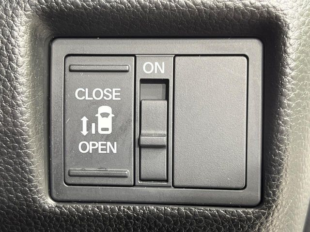 �y�p���[�X���C�h�h�A�z�X�}�[�g�L�[��^�]�Ȃ̃X�C�b�`�ŃX���C�h�h�A�̊J���\���d��������͂����ăh�A���J����K�v�������A���������q�l�ł��A�d���ו��������Ă��鎞�����N�ɊJ���߂ł��܂���