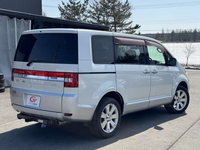 デリカD:52.4 G プレミアム 4WD