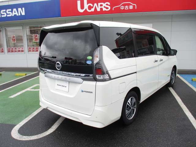 セレナ1.2 e-POWER XV