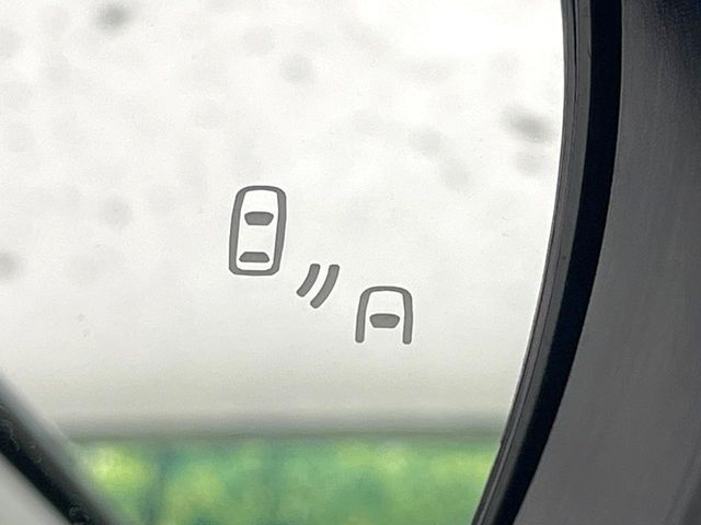 �y�u���C���h�X�|�b�g���j�^�[�z���s���A�h�A�~���[�̎��p�ɂȂ�₷���ӏ��Ɍ㑱�Ԃ��ڋ߂���ƃT�C�h�~���[�t�߂Ɍx����\���A�h���C�o�[�ɒ��ӊ��N�����Ă���܂��B