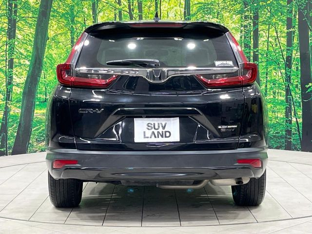 安心の最長10年・走行無制限保証(有償)をご用意。保証内容も充実はもちろん、無料点検&オイル交換や、年中無休の全国・24時間ロードサービスも付帯されておりますのでご安心下さい。