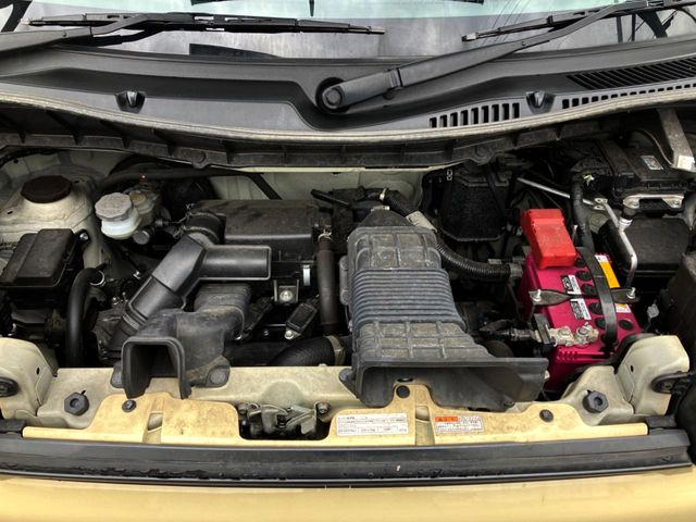 親切・丁寧な専門メカニックスタッフが応対!・車検・点検整備・事故等の修理などアフターサービスも安心。お車のカスタマイズもネクステージのサービススタッフまでご相談ください!