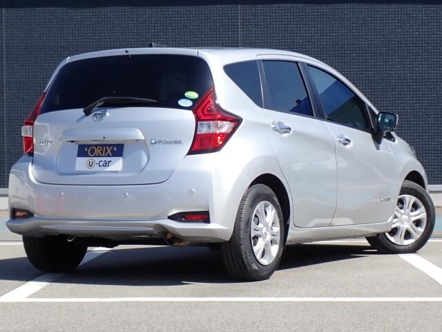 �I���b�N�X�F�蒆�ÎԂ͌��I�����㎿�Ȏ��q�݂̂����͂��v���܂��B�S�ԂɃv���̐E�l�ɂ��O�ꂵ�����O���̐��|�A�����グ�������{���Ă���܂��B