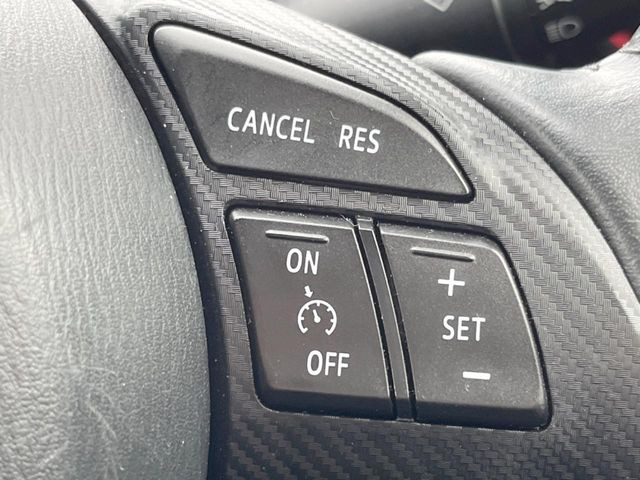 �y�N���[�Y�R���g���[���z�������H�����N���N���s�B�A�N�Z���𗣂��Ă���葬�x�ő��s���ł��A�������^�]���̕��S���y��!�����E�������ȒP�ȃX�C�b�`����Œ����ł��܂��B