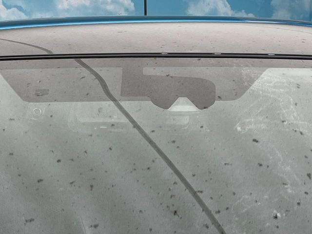 �y�G�}�[�W�F���V�[�u���[�L�z���s���ɑO���̎ԗ�����F�����A�Փ˂������Ȏ��͌x��ƃu���[�L�ŏՓˉ���Ɣ�Q�y�����A�V�X�g�B�����S�Ƀh���C�u�����y���݂��������܂��B