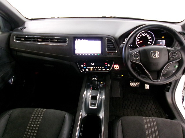 ヴェゼル1.5 ハイブリッド RS ホンダセンシング