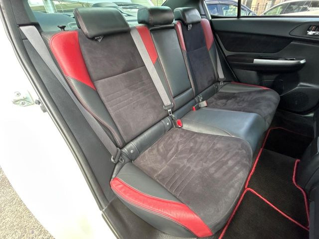 �L�X�Ƃ���2��ڃV�[�g�͋��Z���������A���S�n�����K!�F�B��Ƒ��Ƃ̂��o�����ɂ҂�����ł��B�x�r�[�V�[�g��`���C���h�V�[�g�g�p�������K�ɂ��߂�������������\���ȋ�Ԃ��m�ۂ��Ă��܂��B