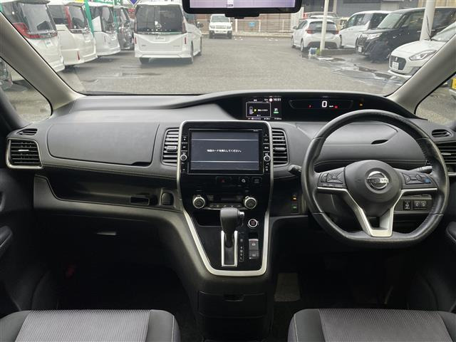 セレナ2.0 ハイウェイスター Vセレクション