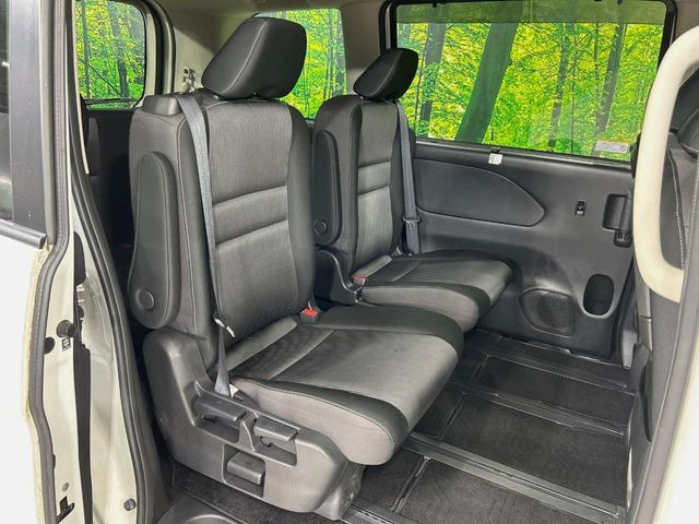 ���ڒ����̓E�H�[�N�X���[�ƂȂ��Ă���܂��B���ڂƎO��ڂ̈ړ�����~�肪�Ƃ��Ă��y�ɂȂ�̂ŁA���~��̍ۂ��X�g���X�������邱�Ƃ͂���܂����