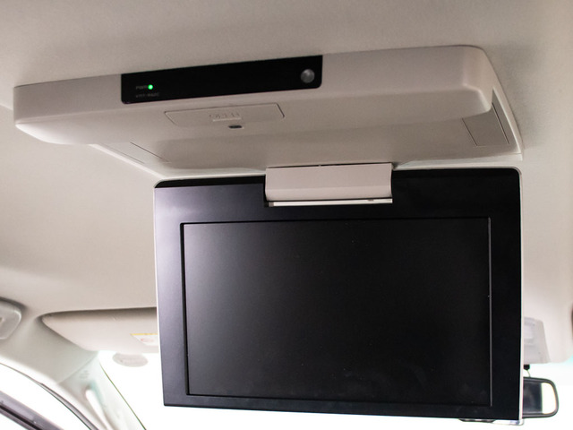 ★フリップダウンモニター★後席の方もDVD等をお楽しみいただけます!