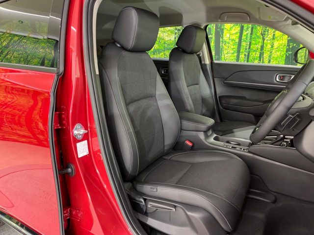 �y�n�[�t���U�[�V�[�g�z�������ƍ���S�n�𗼗������l�C�̃V�[�g���w�ʁE���ʂ̃t�@�u���b�N�f�ނ́A�ʋC���̗ǂ��⊊��ɂ����ɗD��Ă��܂��B�C���╞���ɍ��E���ꂸ���K�ɂ���肢�������܂��B