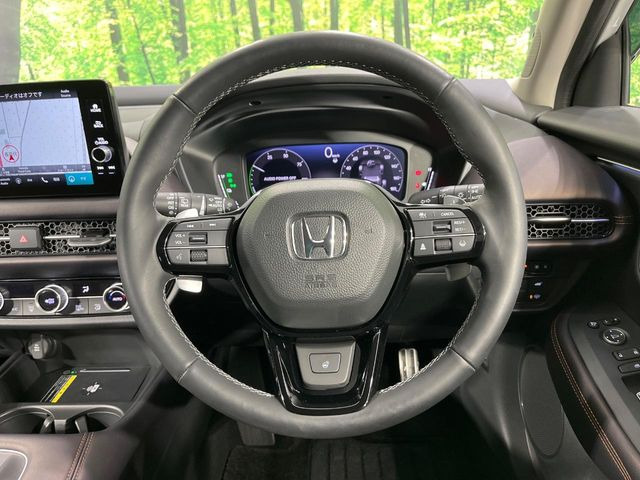 �y�����v�����X�e�A�����O�z�㎿�Ȋv���g�p���邱�ƂŁA��ɂ����������݂ƂĂ��^�]���₷���n���h���ł���