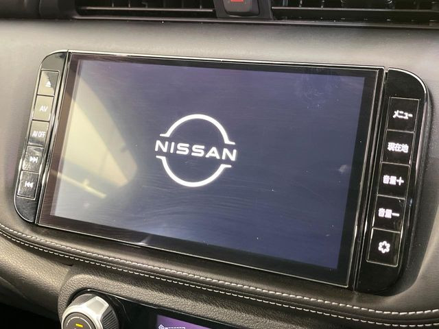 �y����9�^�i�r�z�l�C�̏����i�r�𑕔��B�I�[�f�B�I�@�\���[�����Ă���ABluetooth�ڑ�����΂������̃X�}�z��MP3�v���C���[�̉��y���Đ��\!�����̉^�]������Ɋy�����Ȃ�܂�!!