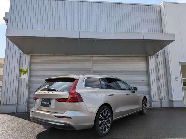 V60ウルトラ B4