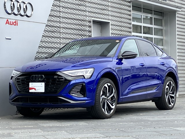 Q8スポーツバック e-tron55 クワトロ Sライン レンジプラスパッケージ 4WD