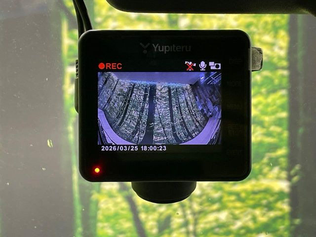 �y�h���C�u���R�[�_�[�z�h���C�u���R�[�_�[����!���s���͂������A������^�]�⎖�̂ɑ��������ہA�f���ŋL�^���A����̃��X�N�ɔ����܂��B���L�^�pSD�J�[�h�͂��q�l�����g�ł��������������K�v������܂��B