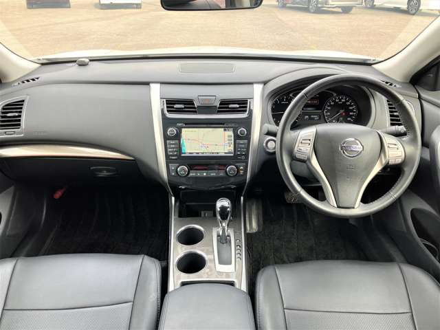 ティアナ2.5 XL ナビAVMパッケージ