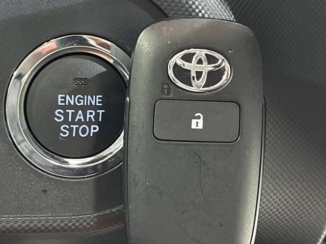 �y�X�}�[�g�L�[�z�J�o����|�P�b�g�ɓ��ꂽ�܂܂ł��h�A�̎{���E�������\�ȃX�}�[�g�L�[�𑕔��B�G���W���̃I���E�I�t�����J�M�����o���K�v����������Ƃ��Ă��֗��ł���