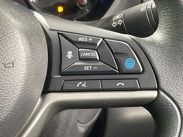 �y�v���p�C���b�g�z�������H�ł̒��������s���y��!!�a�؎��Ə��񑖍s�̃V�[���ŁA�A�N�Z���E�u���[�L�E�X�e�A�����O�������Ő��䂵�A�������^�]�̕��S���y�����Ă���܂���