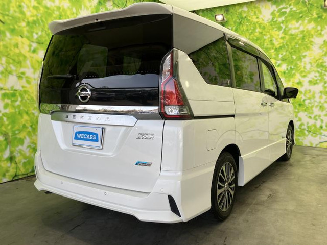 セレナ2.0 ハイウェイスター Vセレクション