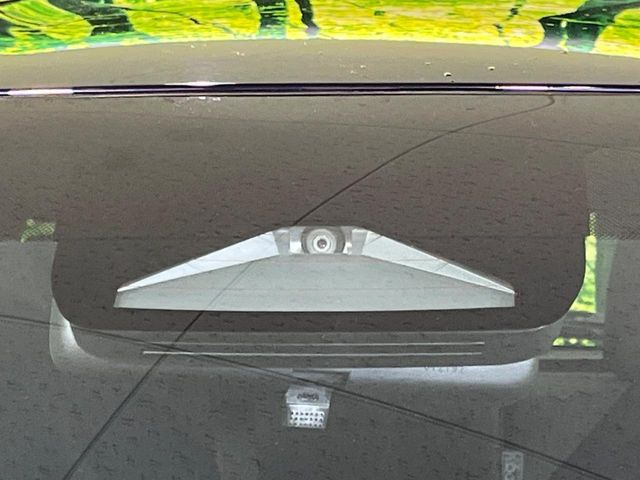 �y�g���^�Z�[�t�e�B�Z���X�z���s���ɑO���̎ԗ�����F�����A�Փ˂������Ȏ��͌x��ƃu���[�L�ŏՓˉ���Ɣ�Q�y�����A�V�X�g�B�����S�Ƀh���C�u�����y���݂��������܂��B