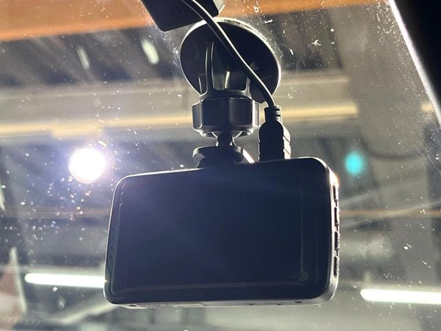 �y�h���C�u���R�[�_�[�z�h���C�u���R�[�_�[����!���s���͂������A������^�]�⎖�̂ɑ��������ہA�f���ŋL�^���A����̃��X�N�ɔ����܂��B���L�^�pSD�J�[�h�͂��q�l�����g�ł��������������K�v������܂��B