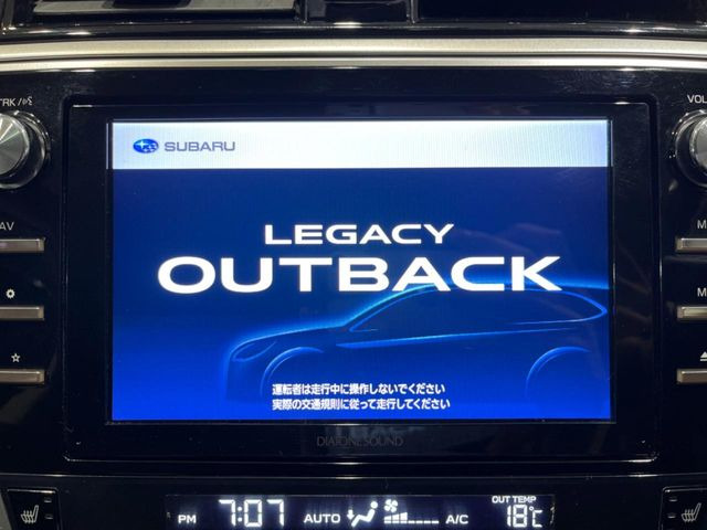 【純正ナビ】人気の純正ナビを装備。オーディオ機能も充実しており、Bluetooth接続すればお持ちのスマホやMP3プレイヤーの音楽を再生可能!毎日の運転がさらに楽しくなります!!