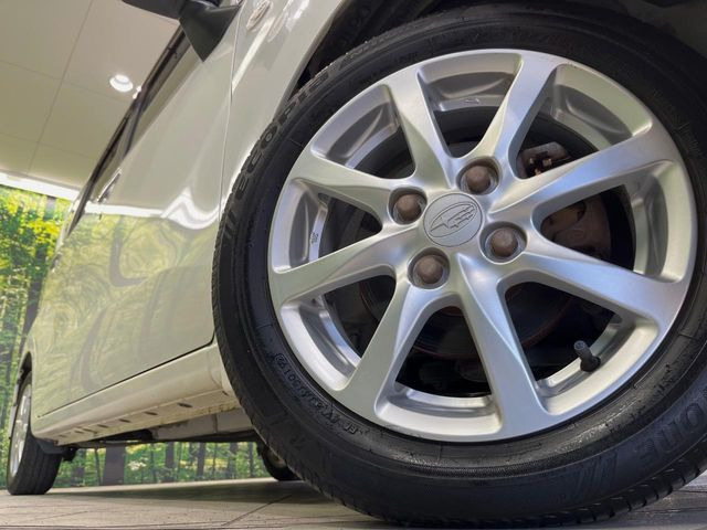 �y����14�C���`�A���~�z�C�[���z�O�ςɃ}�b�`���������A���~�z�C�[���𑕒����Ă���܂��B�e��ЊO�A���~�z�C�[����A�X�^�b�h���X�^�C�����戵�����Ă���܂��B���񂲑��k����������