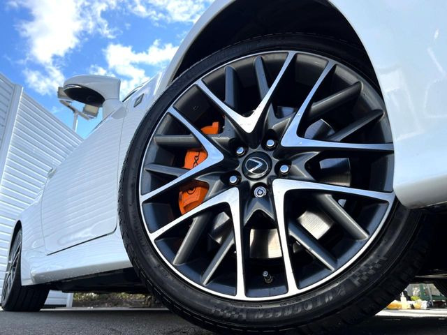 �y����19�C���`�A���~�z�C�[���z�O�ςɃ}�b�`���������A���~�z�C�[���𑕒����Ă���܂��B�e��ЊO�A���~�z�C�[����A�X�^�b�h���X�^�C�����戵�����Ă���܂��B���񂲑��k����������