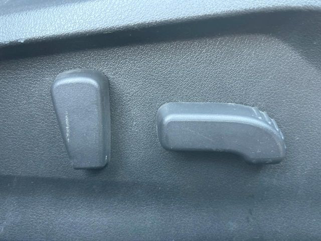 �y�p���[�V�[�g�z�X�C�b�`��ŊȒP�ɃV�[�g�̔��������\!�d��������͂�����܂���!���K�ȃV�[�g�|�W�V�����ɃZ�b�g���āA���K�ȃh���C�u�����y���݂��������B