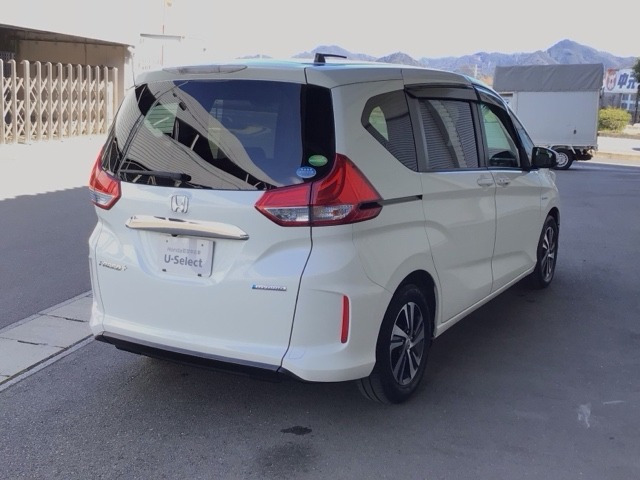 フリード+1.5 ハイブリッド EX