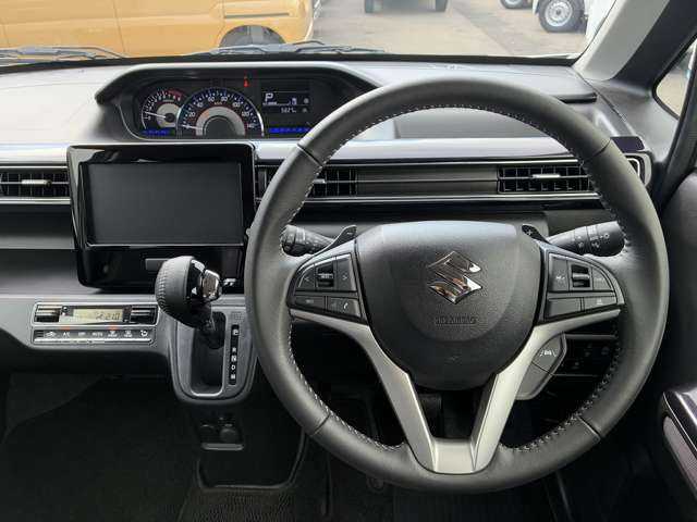 ワゴンRスティングレーハイブリッド(HYBRID) T