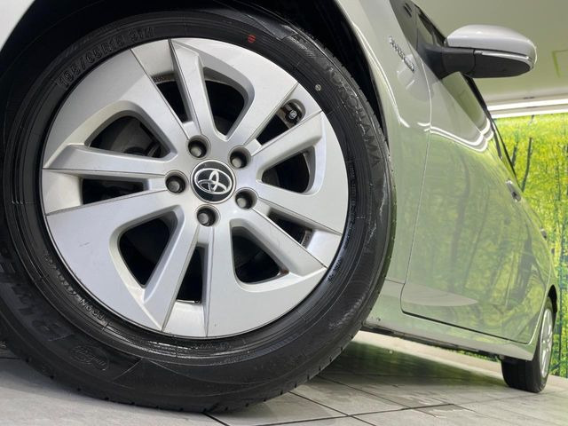 �y����15�C���`�A���~�z�C�[���z�O�ςɃ}�b�`���������A���~�z�C�[���𑕒����Ă���܂��B�e��ЊO�A���~�z�C�[����A�X�^�b�h���X�^�C�����戵�����Ă���܂��B���񂲑��k����������