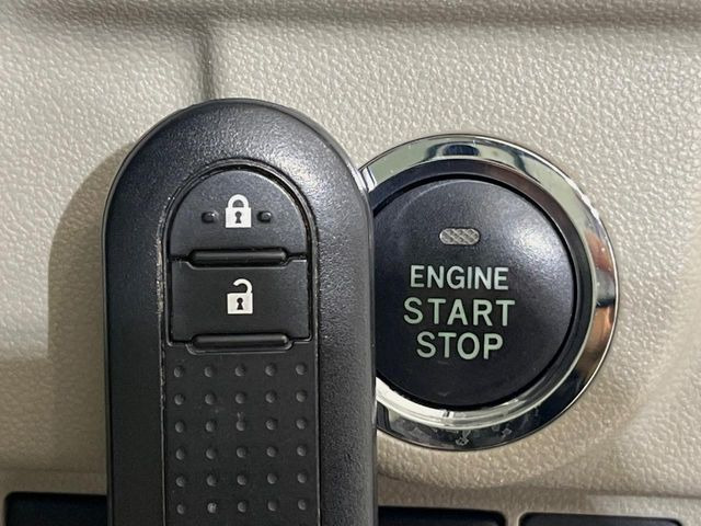 �y�A�N�Z�X�L�[&�v�b�V���X�^�[�g�z�J�o����|�P�b�g�ɓ��ꂽ�܂܂ł��h�A�̎{���E�������\�ȃX�}�[�g�L�[�𑕔��B�G���W���̃I���E�I�t�����J�M�����o���K�v�������A�{�^�����v�b�V�����邾����OK��