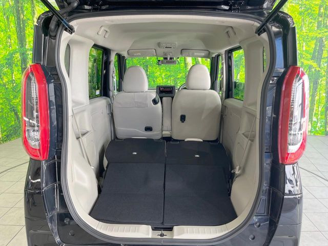 ���i�̂���������ʋ΁A���}���ɏ\���ȉ׎��X�y�[�X���m�ۂ��Ă���܂��B�Z�J���h�V�[�g��|���ƁA�傫�ȉו��̐ύڂ��\�ł���