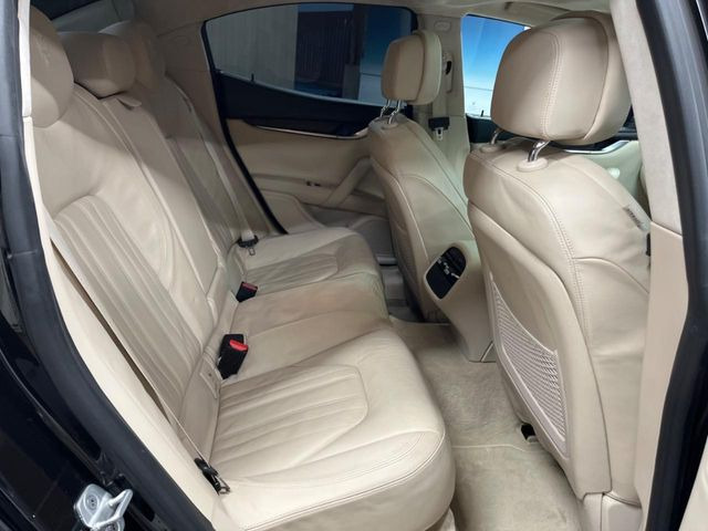 ���㕔���Ȃ��C�ɂȂ�悤�ȃL�Y�E�����ւ��蓙�A�傫�ȃ_���[�W�͂Ȃ��A�ǍD�ȏ�Ԃł��B