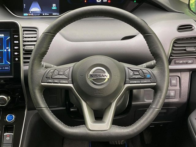 �y�����v�����X�e�A�����O�z�㎿�Ȋv���g�p���邱�ƂŁA��ɂ����������݂ƂĂ��^�]���₷���n���h���ł���