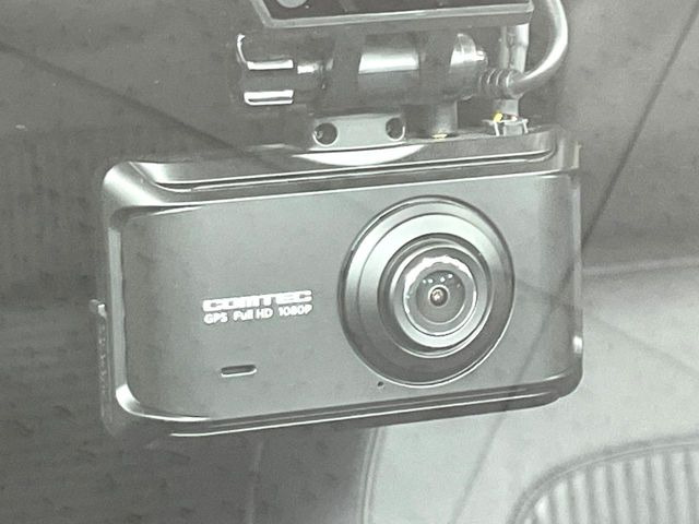 �y�h���C�u���R�[�_�[�z�h���C�u���R�[�_�[����!���s���͂������A������^�]�⎖�̂ɑ��������ہA�f���ŋL�^���A����̃��X�N�ɔ����܂��B���L�^�pSD�J�[�h�͂��q�l�����g�ł��������������K�v������܂��B