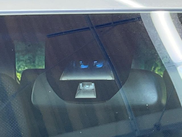 �y�V�e�B�u���[�L�A�N�e�B�u�V�X�e���z�ᑬ���s���ɑO���̎ԗ�����F�����A�Փ˂������Ȏ��͌x��ƃu���[�L�ŏՓˉ���Ɣ�Q�y�����A�V�X�g�B�����S�Ƀh���C�u�����y���݂��������܂��B