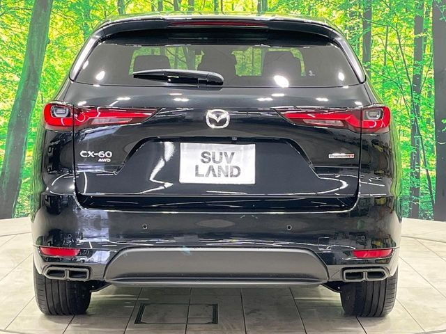 安心の最長10年・走行無制限保証(有償)をご用意。保証内容も充実はもちろん、無料点検&オイル交換や、年中無休の全国・24時間ロードサービスも付帯されておりますのでご安心下さい。