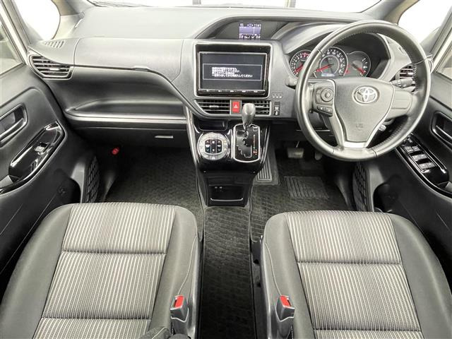 ヴォクシー2.0 ZS