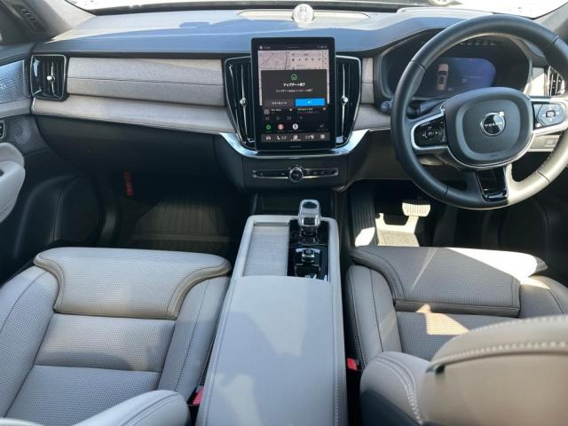 XC90ウルトラ T8 AWD プラグイン ハイブリッド 4WD