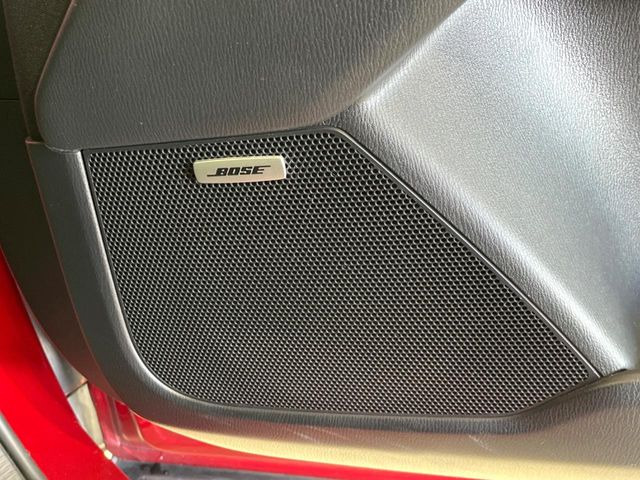 �yBOSE�T�E���h�V�X�e���z���[�J�[�I�v�V�����̍��i�ʃT�E���h�V�X�e���𓋍ځB��p�̃`���[�j���O���{���ꂽ�召�l�X�ȃX�s�[�J�[����ǎ��ȃT�E���h���t�ł��A�Տꊴ���ӂ�鉹����Ԃ����o���܂��B