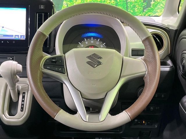 �y�����v�����X�e�A�����O�z�㎿�Ȋv���g�p���邱�ƂŁA��ɂ����������݂ƂĂ��^�]���₷���n���h���ł���