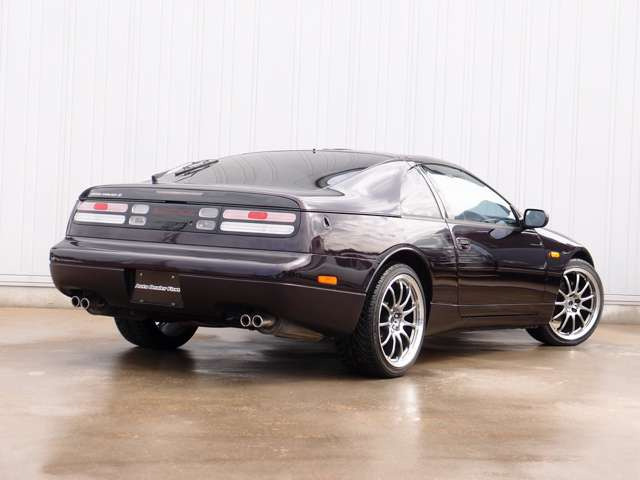 全国でも数台しか掲載されていない純正ミッドナイトパープル外装色のフェアレディZが入庫!平成30年年2月3日 走行92,815km時にはタイミングベルト一式交換済みとなる希少価値の高い一台