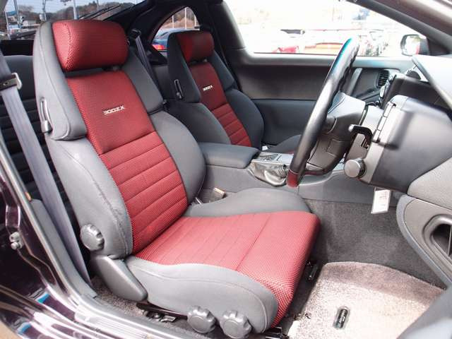 人気のBRIDE製やRECARO製などのスポーツシートもお得な金額にてお取り付け可能です。フルバケットシートからセミバケットシートまで、お気軽に047-492-4000までお問い合わせ下さいませ