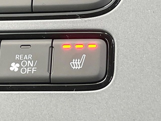 フリード1.5 e:HEV クロスター