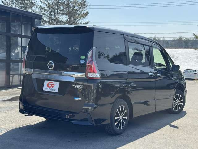 セレナ2.0 ハイウェイスター 4WD