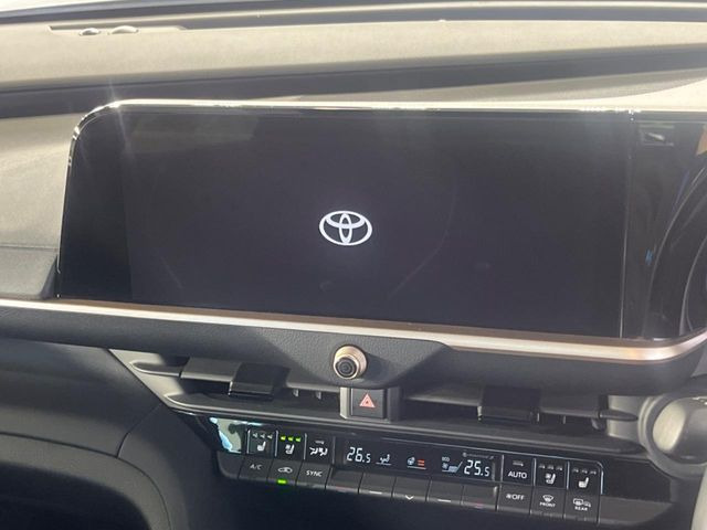 クラウンクロスオーバー2.5 G アドバンスト レザー パッケージ E-Four 4WD