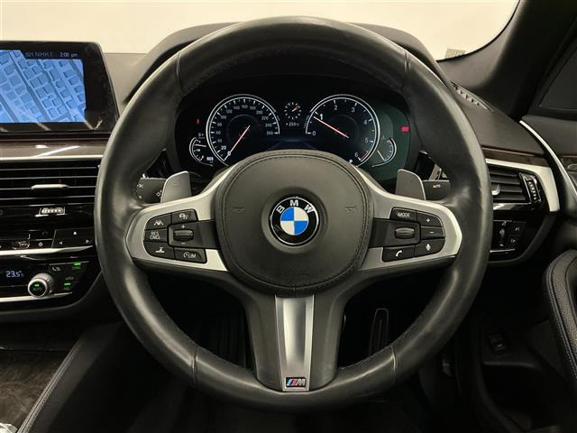 5シリーズセダン523d Mスポーツ